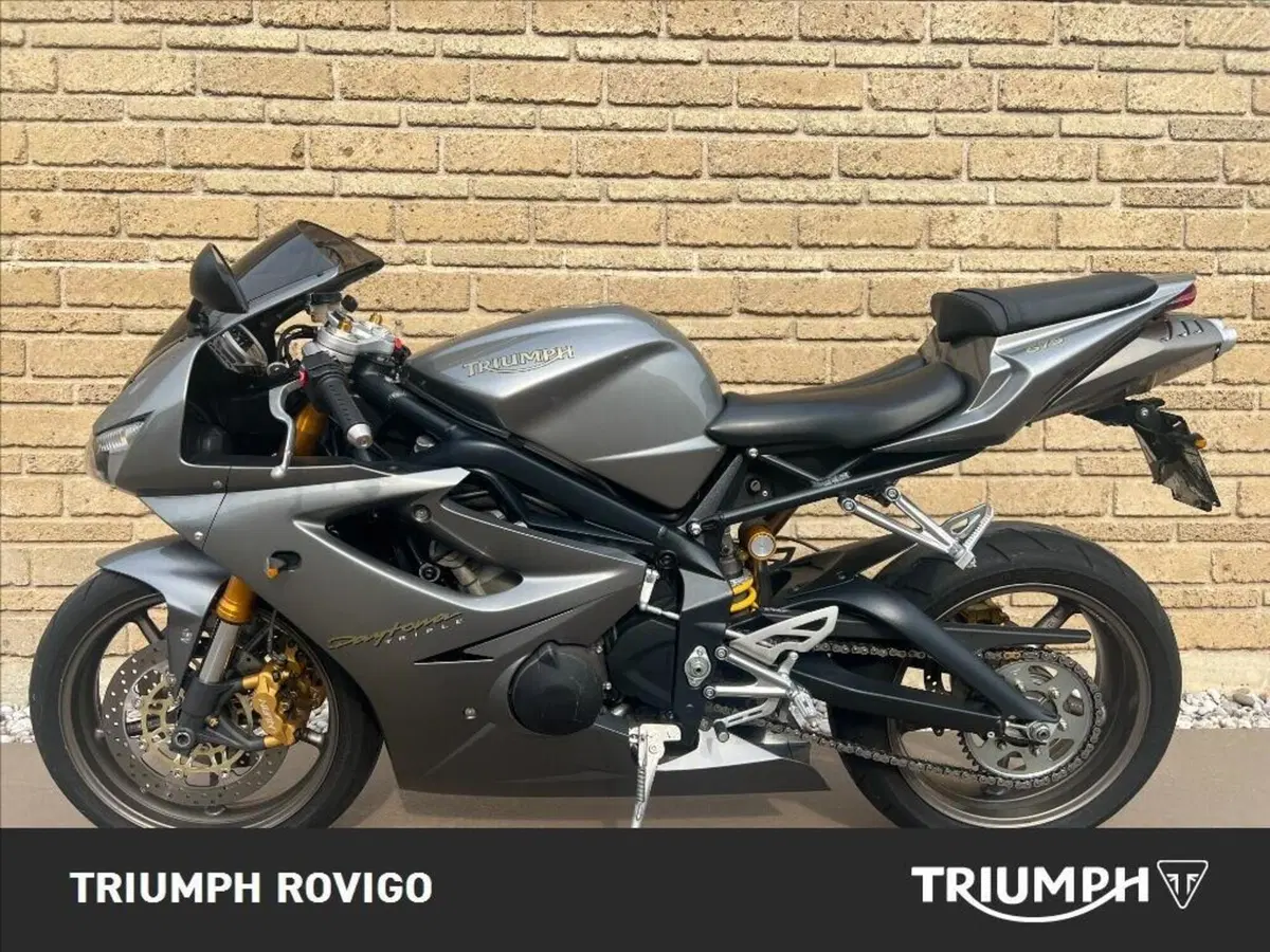 Triumph Daytona 675 (2006 - 08) (8)