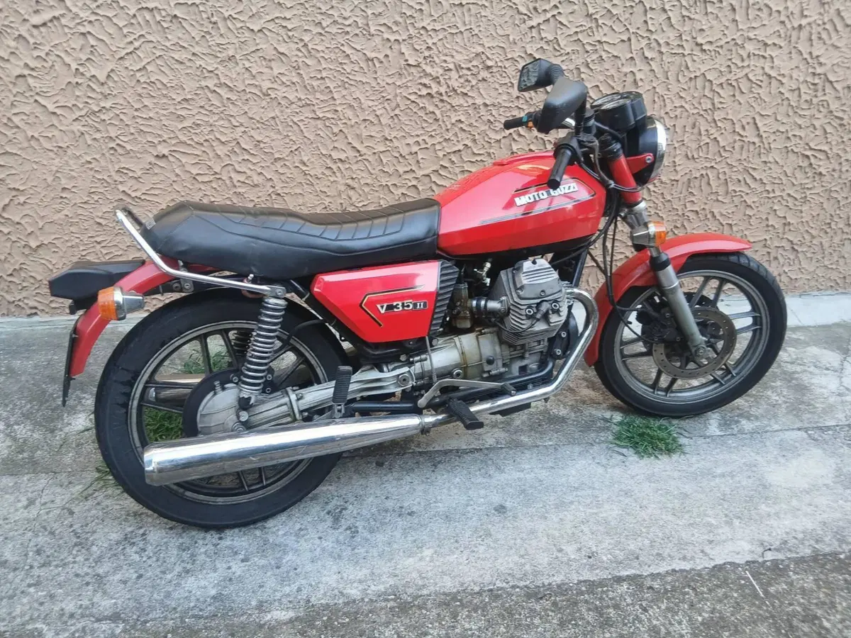 Moto Guzzi V35 ii (2)