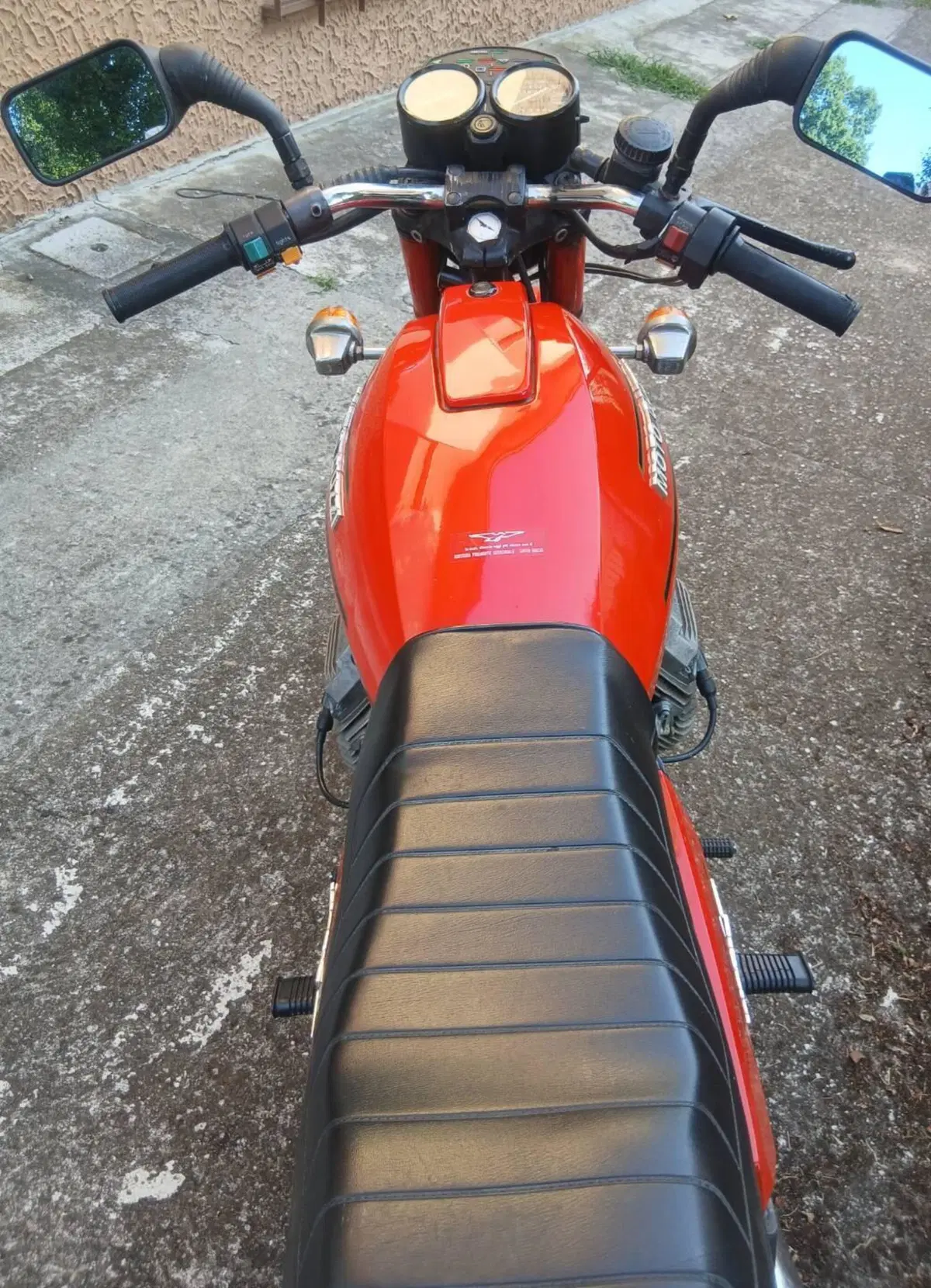 Moto Guzzi V35 ii (4)