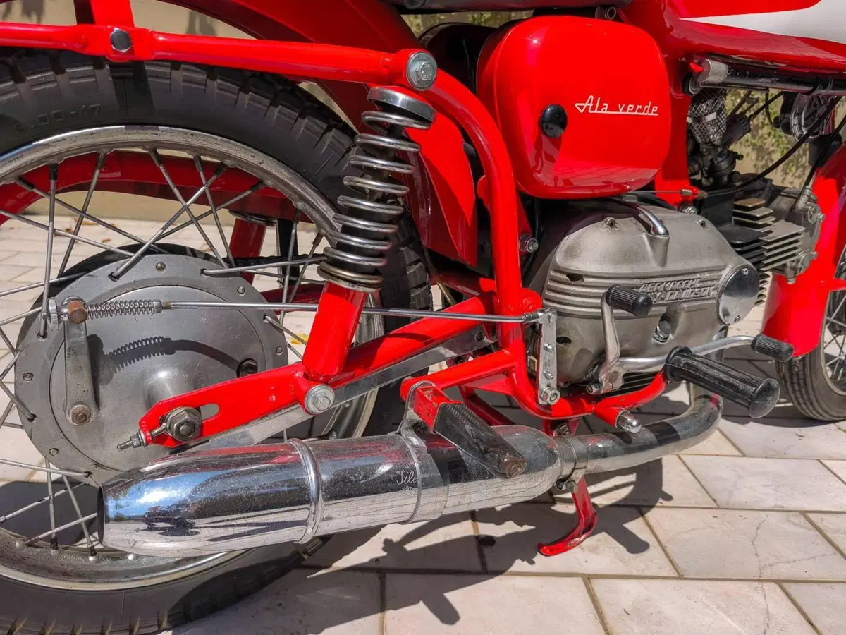 Aermacchi Harley-Davidson Ala Verde (13)