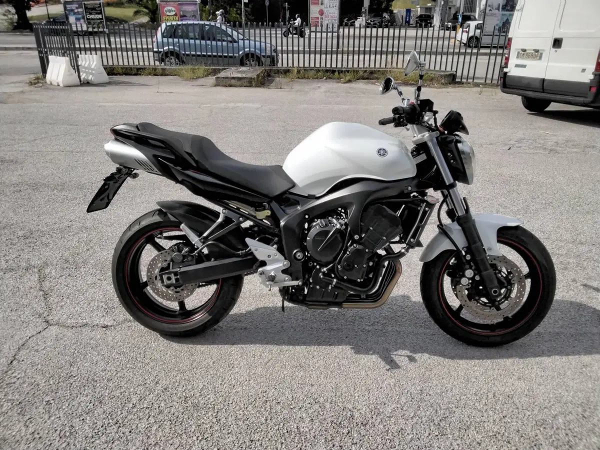Yamaha FZ6 S2 (2007 - 11) (4)