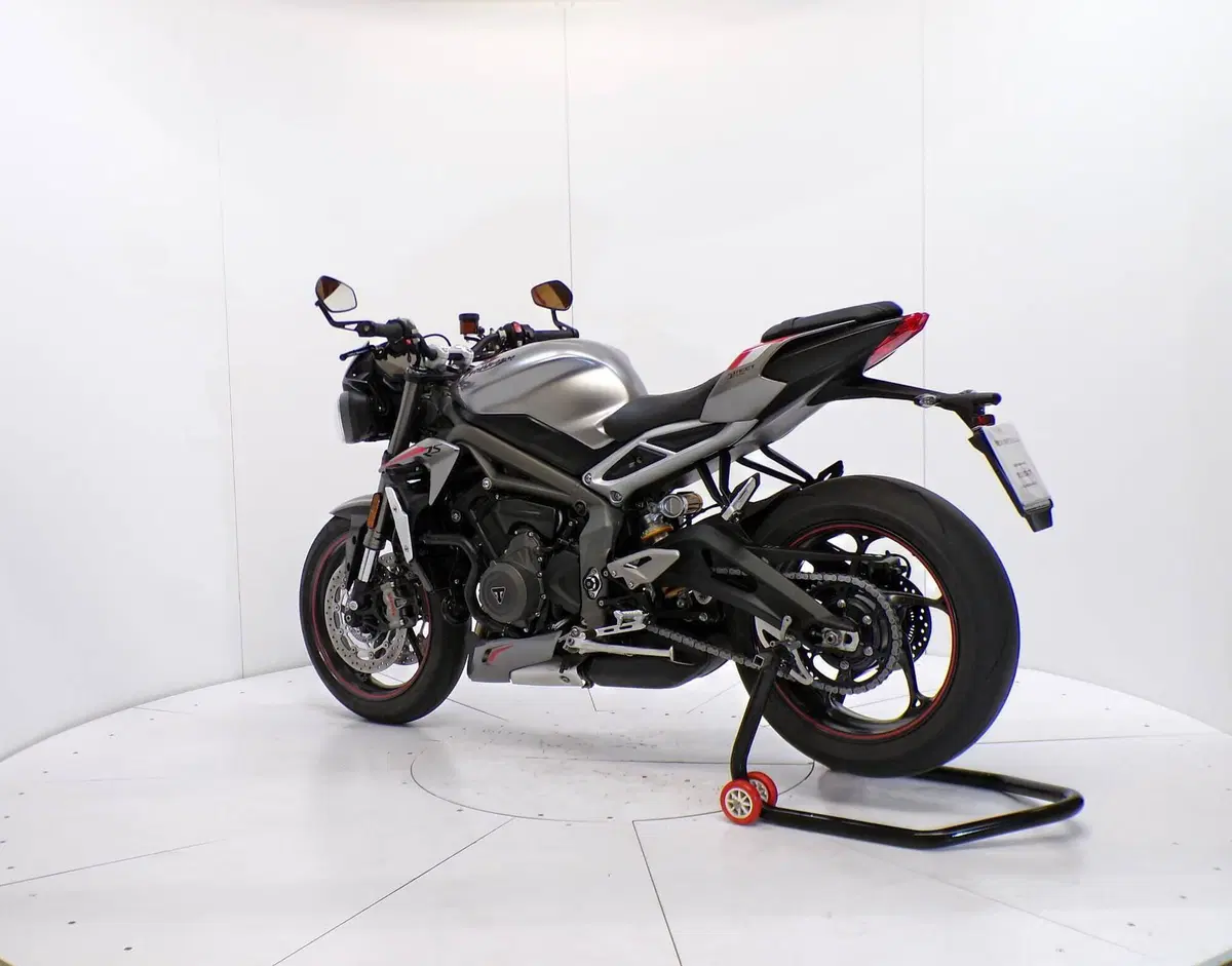 Triumph Street Triple RS (2020 - 22) (5)