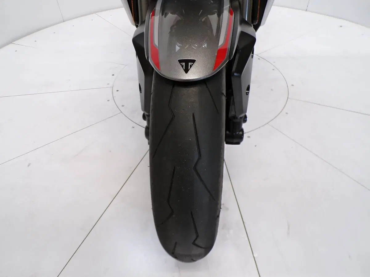 Triumph Street Triple RS (2020 - 22) (10)
