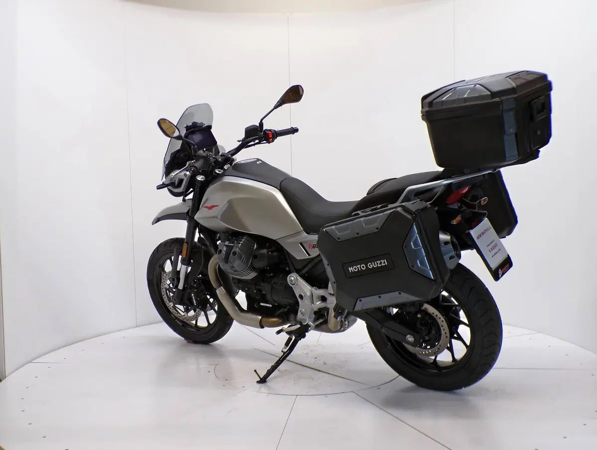 Moto Guzzi V85 Strada (2024 - 26) (5)