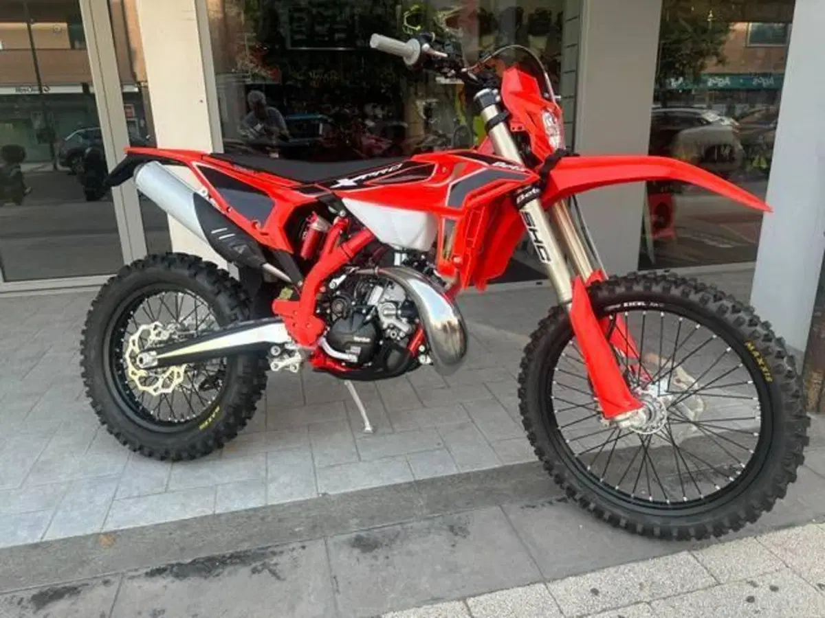 Betamotor RR X-PRO 200 2T Enduro (2027)