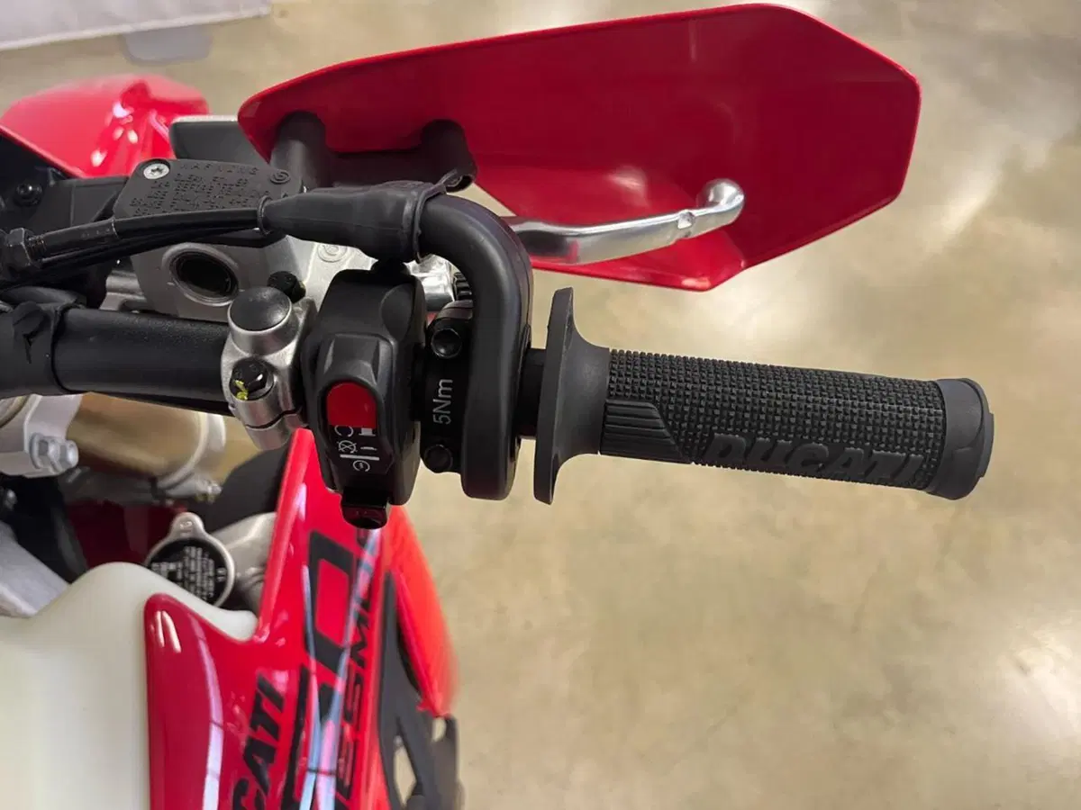Ducati Desmo450 EDS (2026) (13)