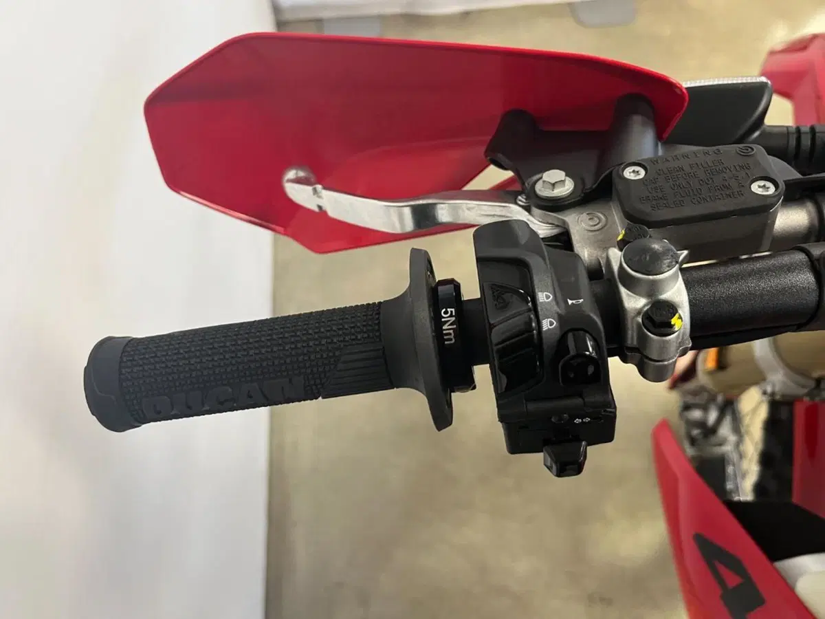 Ducati Desmo450 EDS (2026) (14)