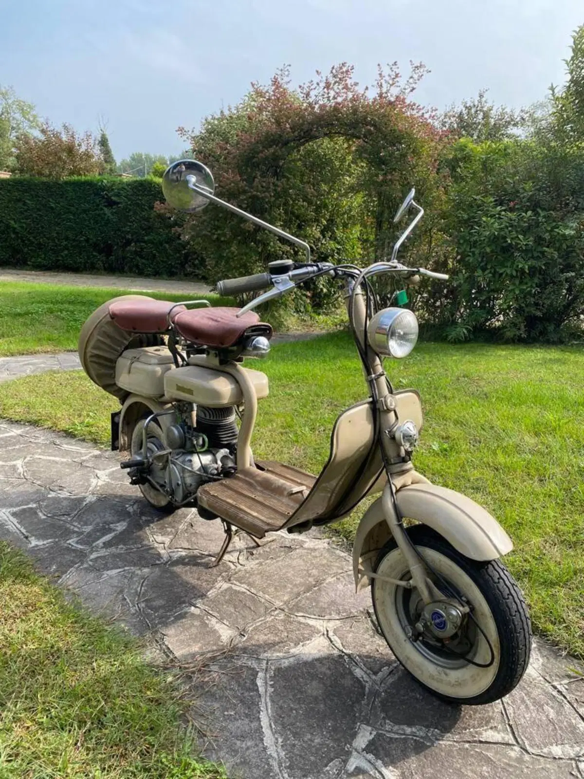 Innocenti lambretta 125 (5)