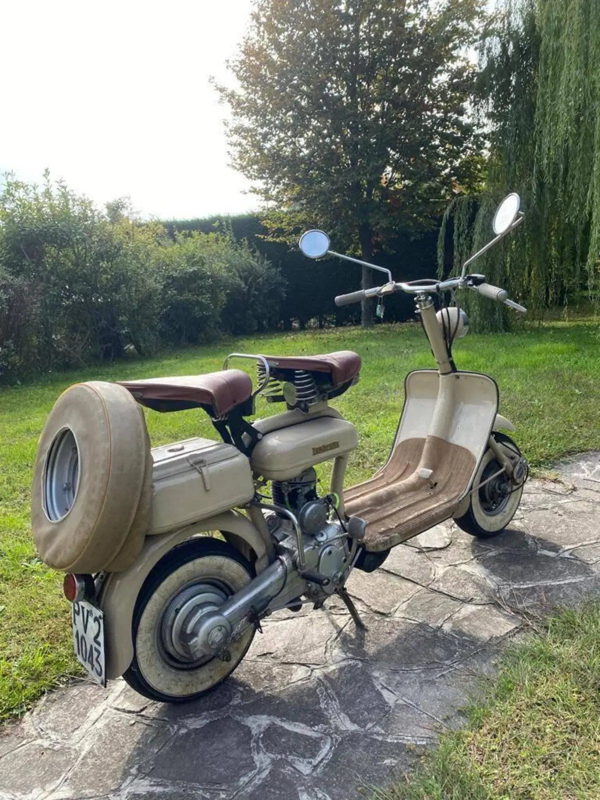Innocenti lambretta 125 (7)