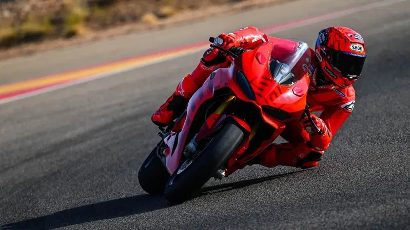 MotoGP 2026. Marc M&aacute;rquez si sta gi&agrave; allenando, accanto ad Aragon! [VIDEO]