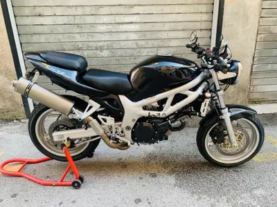 Suzuki SV 650 (1999 - 02) usata