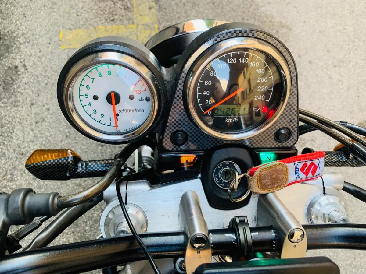 Suzuki SV 650 (1999 - 02) (7)