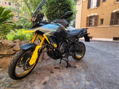 Suzuki V-Strom 800DE (2023 - 24) usata