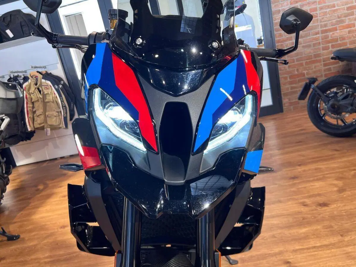 Bmw M 1000 XR (2024 - 27) (9)