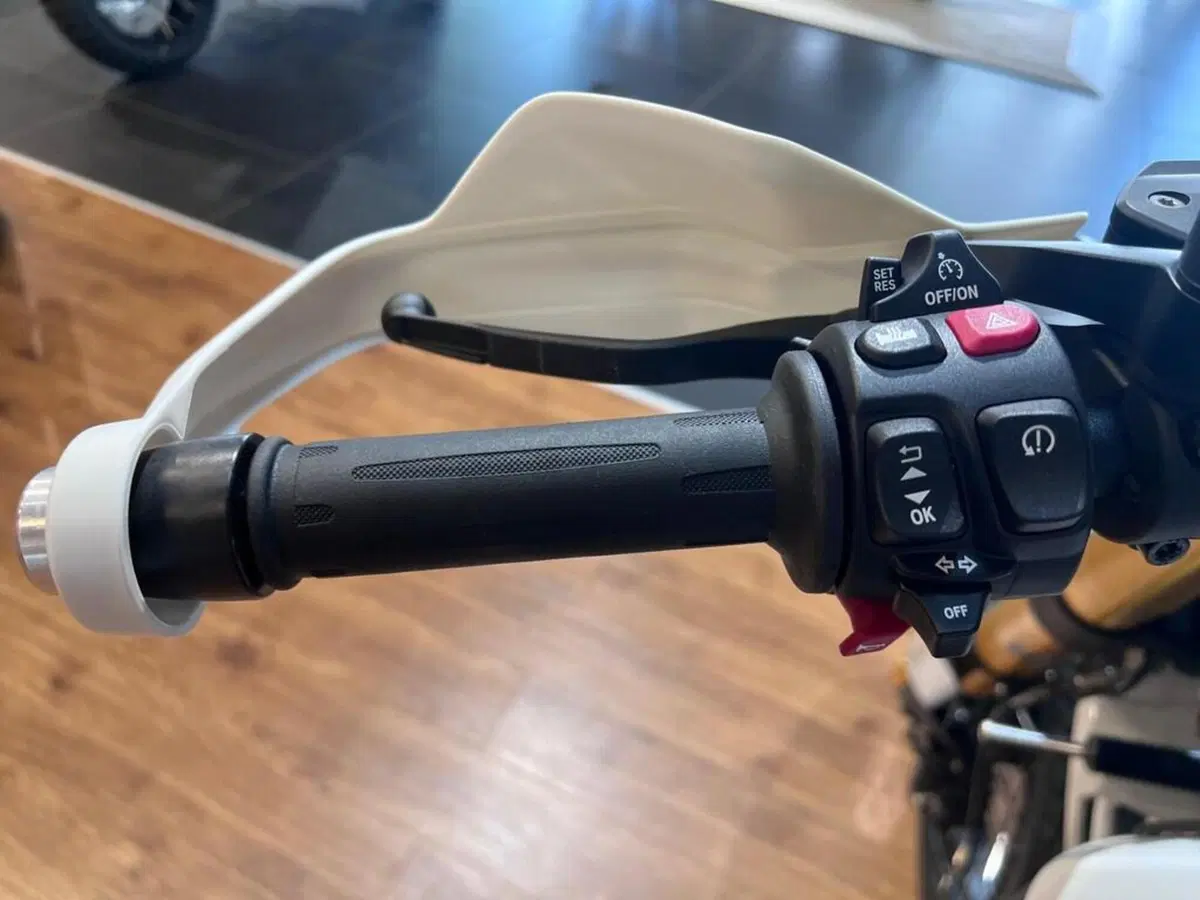 Bmw R 12 G/S (2026 - 27) (11)