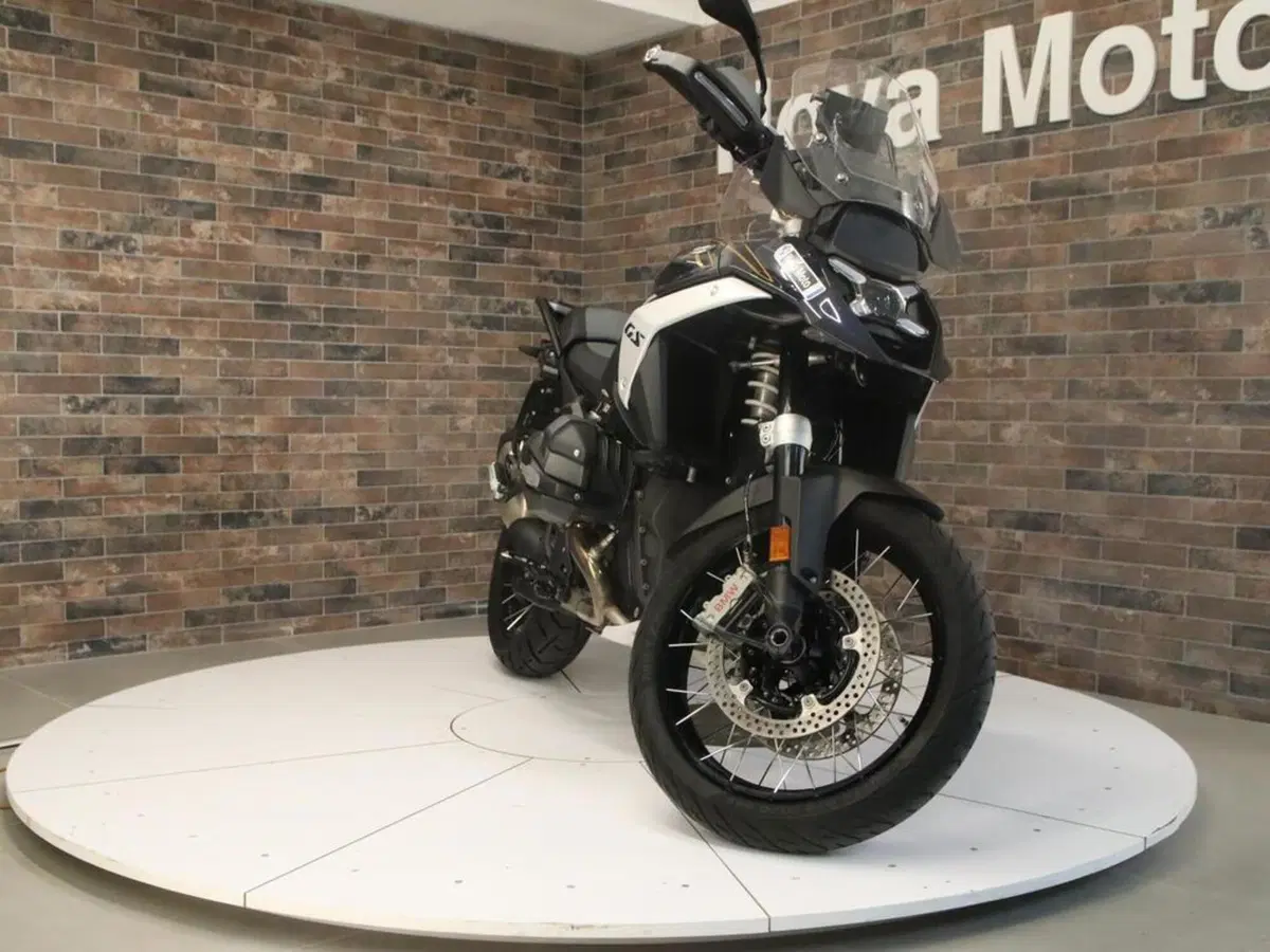 Bmw R 1300 GS Adventure (2025 - 26) (8)