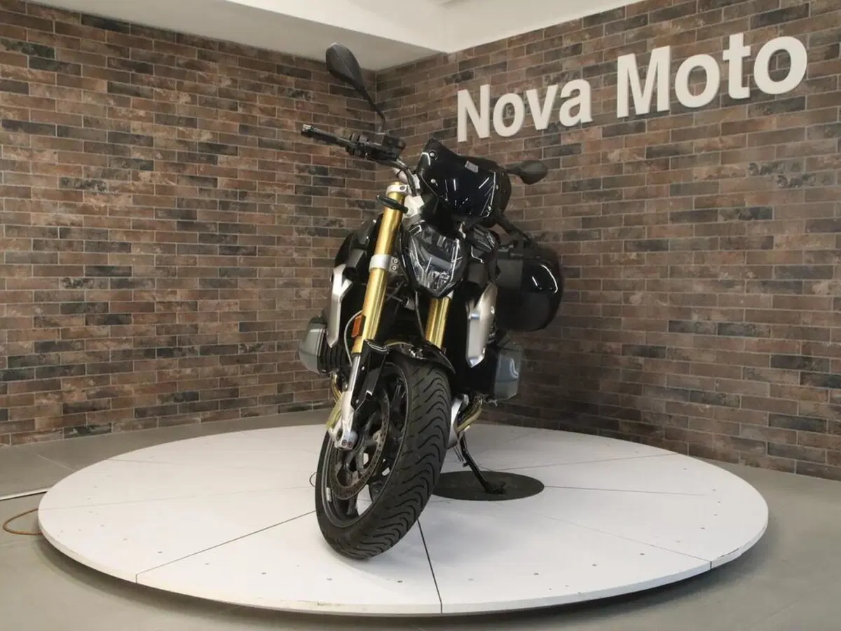 Bmw R 1250 R (2021 - 25) (4)