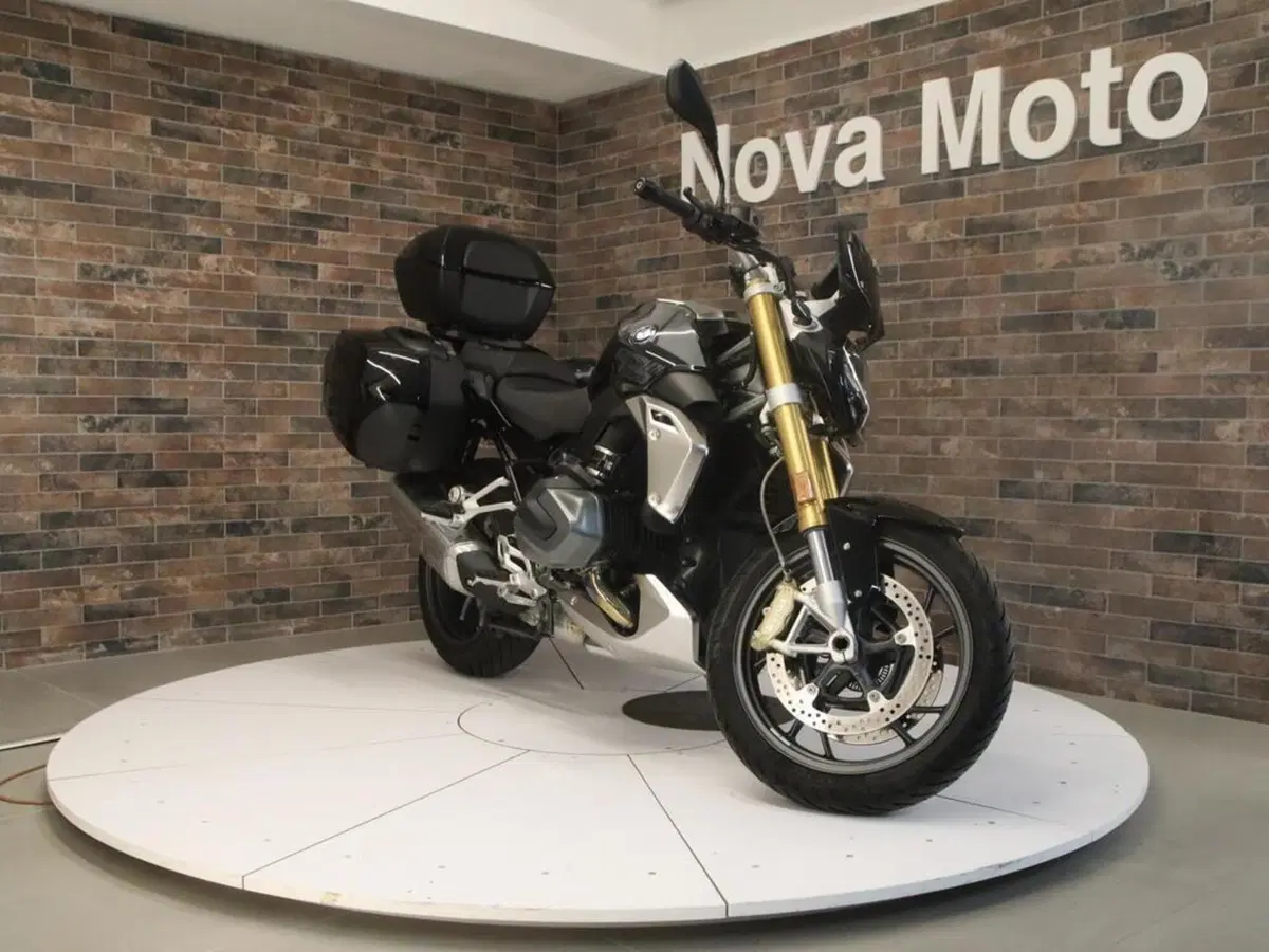 Bmw R 1250 R (2021 - 25) (5)