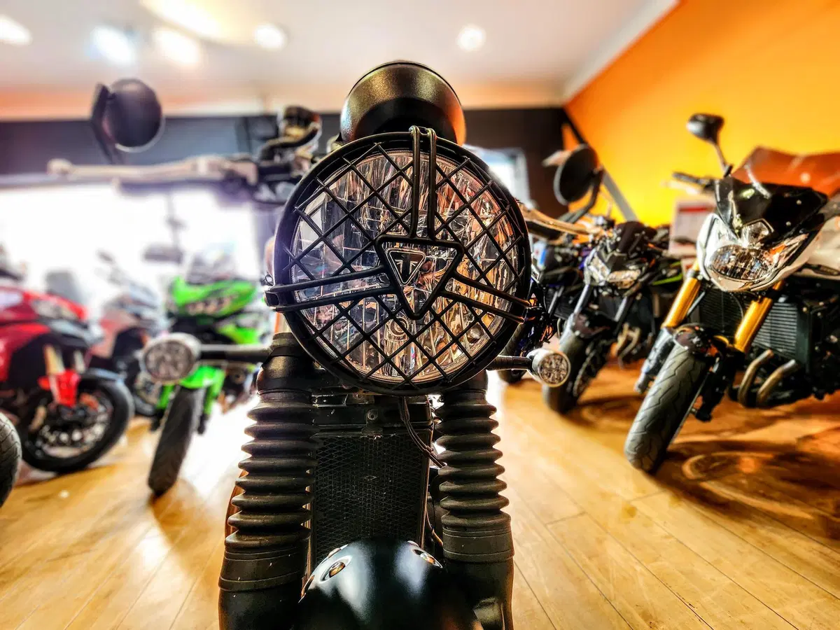 Triumph Street Twin 900 (2019 - 20) (17)