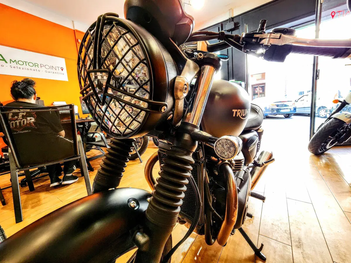 Triumph Street Twin 900 (2019 - 20) (18)