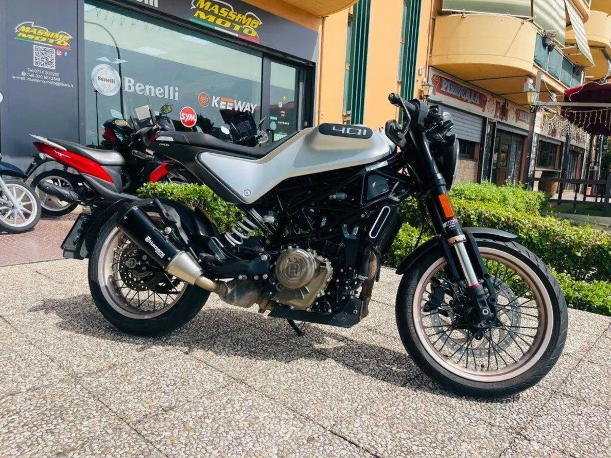 Husqvarna Svartpilen 401 (2021 - 23) (10)