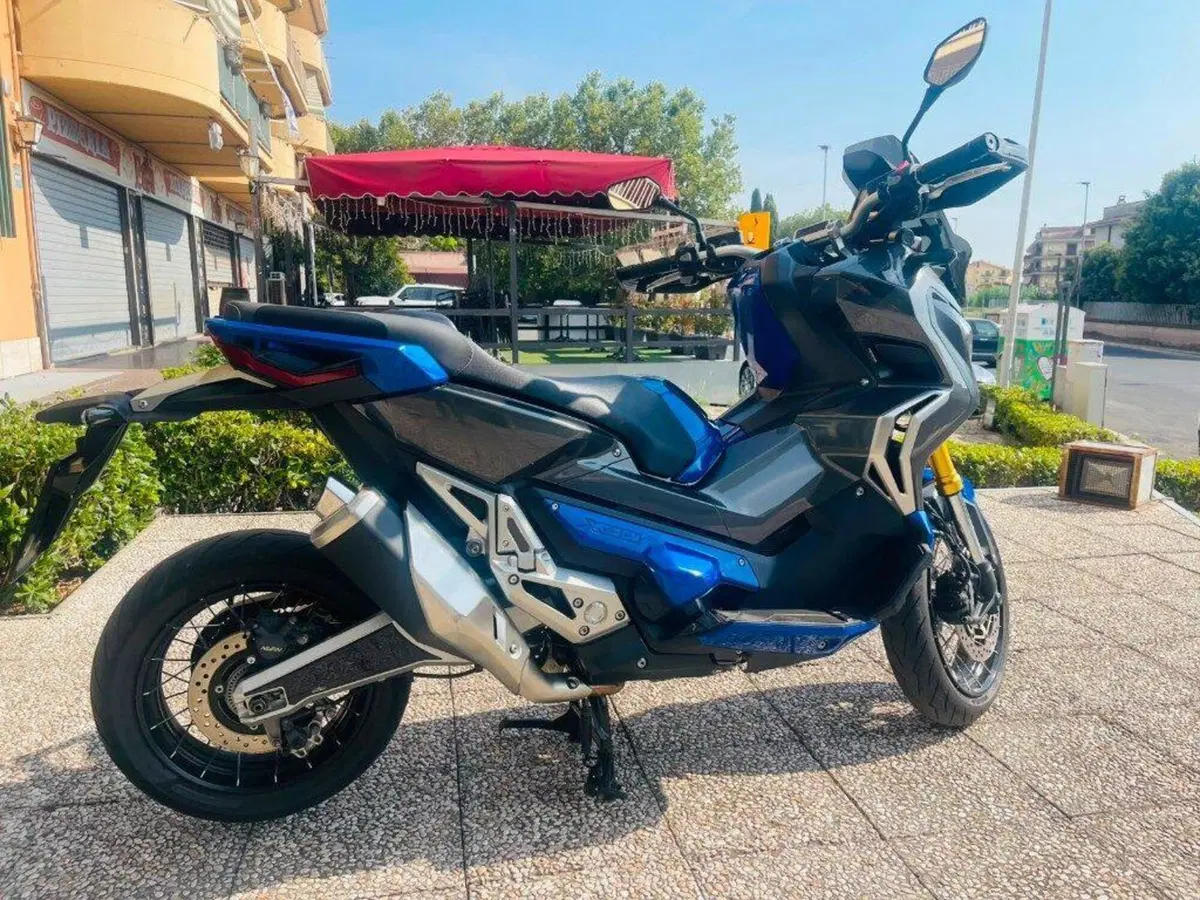 Honda X-ADV 750 (2017) (3)