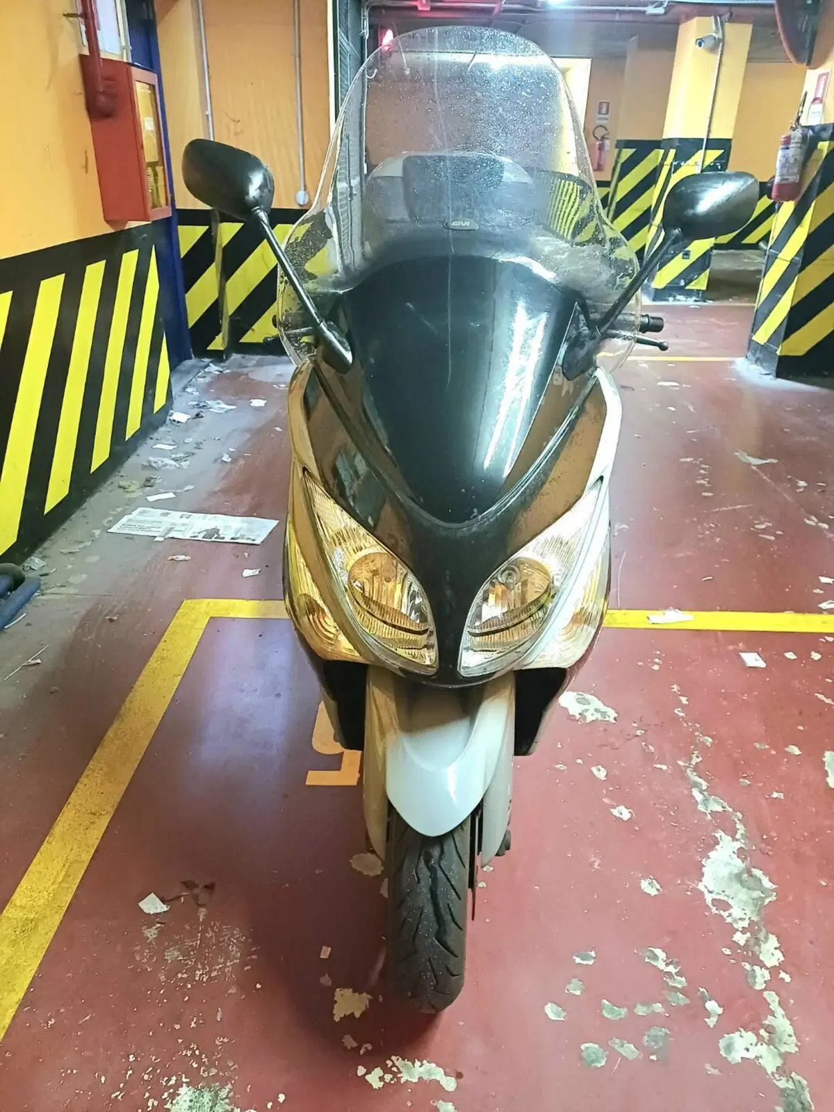 Yamaha T-Max 500 (2008 - 12) (3)