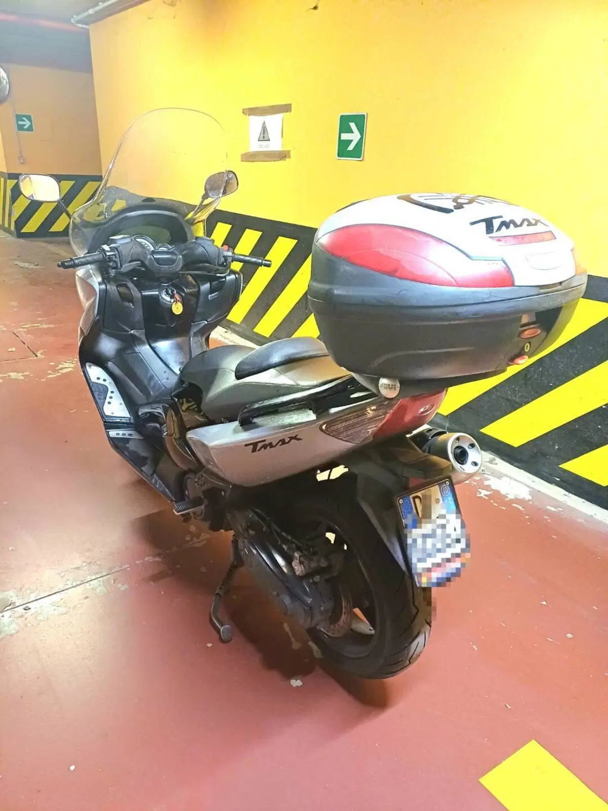 Yamaha T-Max 500 (2008 - 12) (8)