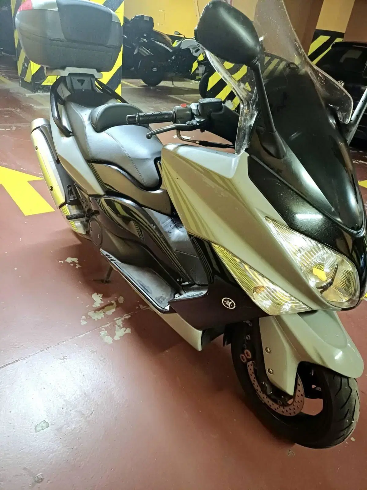 Yamaha T-Max 500 (2008 - 12) (10)