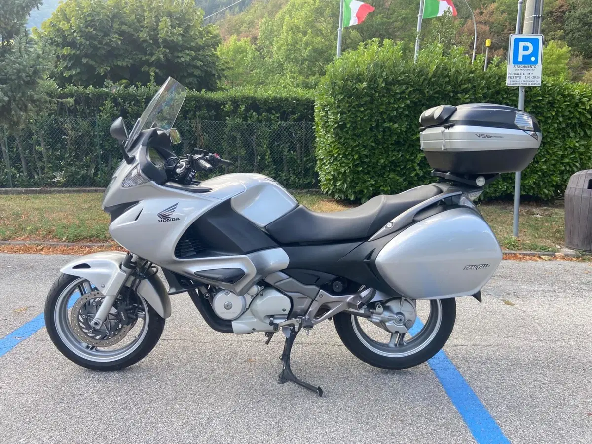 Honda Deauville 700 