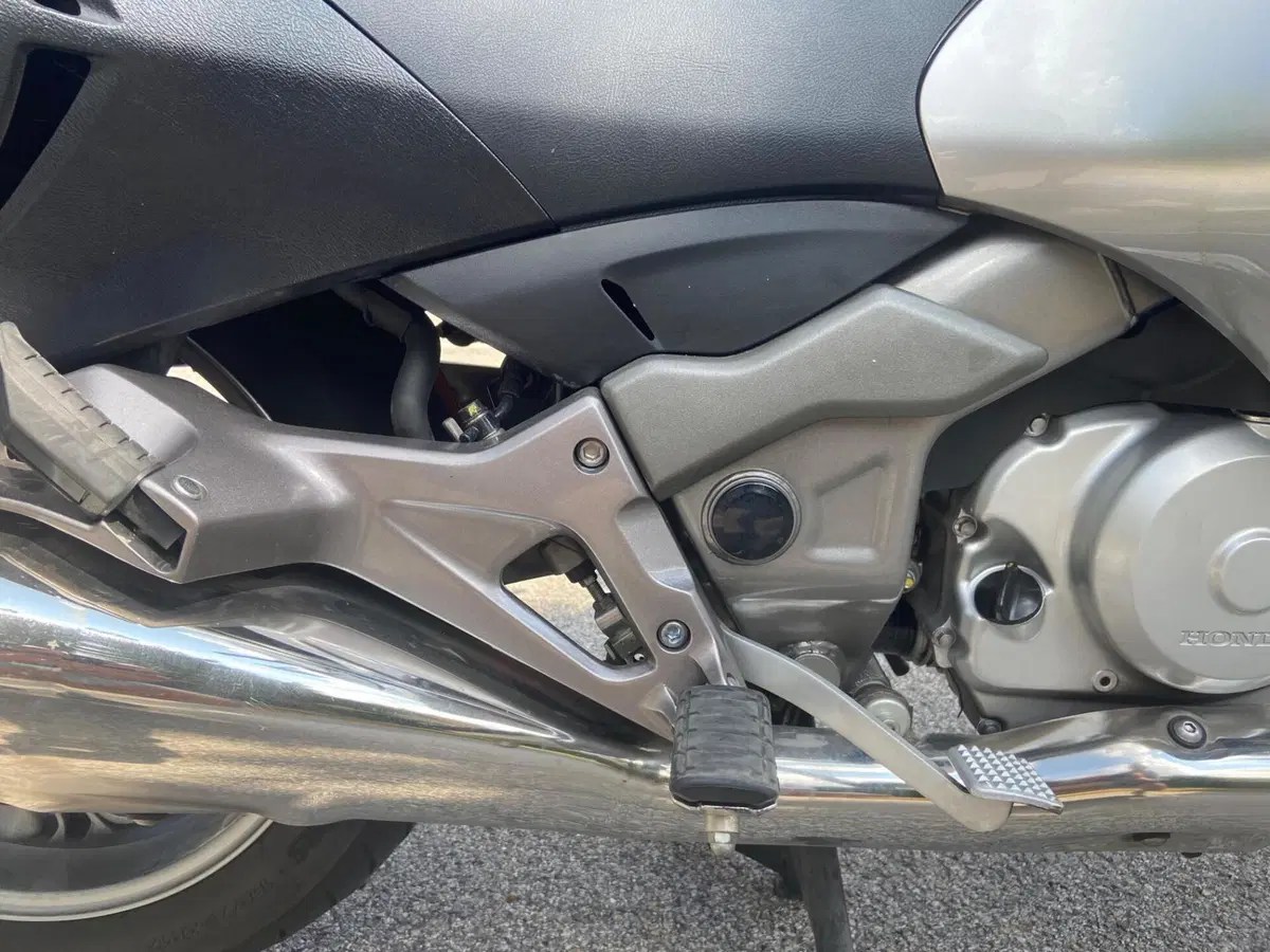 Honda Deauville 700  (15)