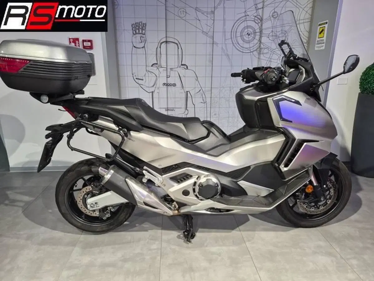 Honda Forza 750 DCT (2021 - 24) (3)