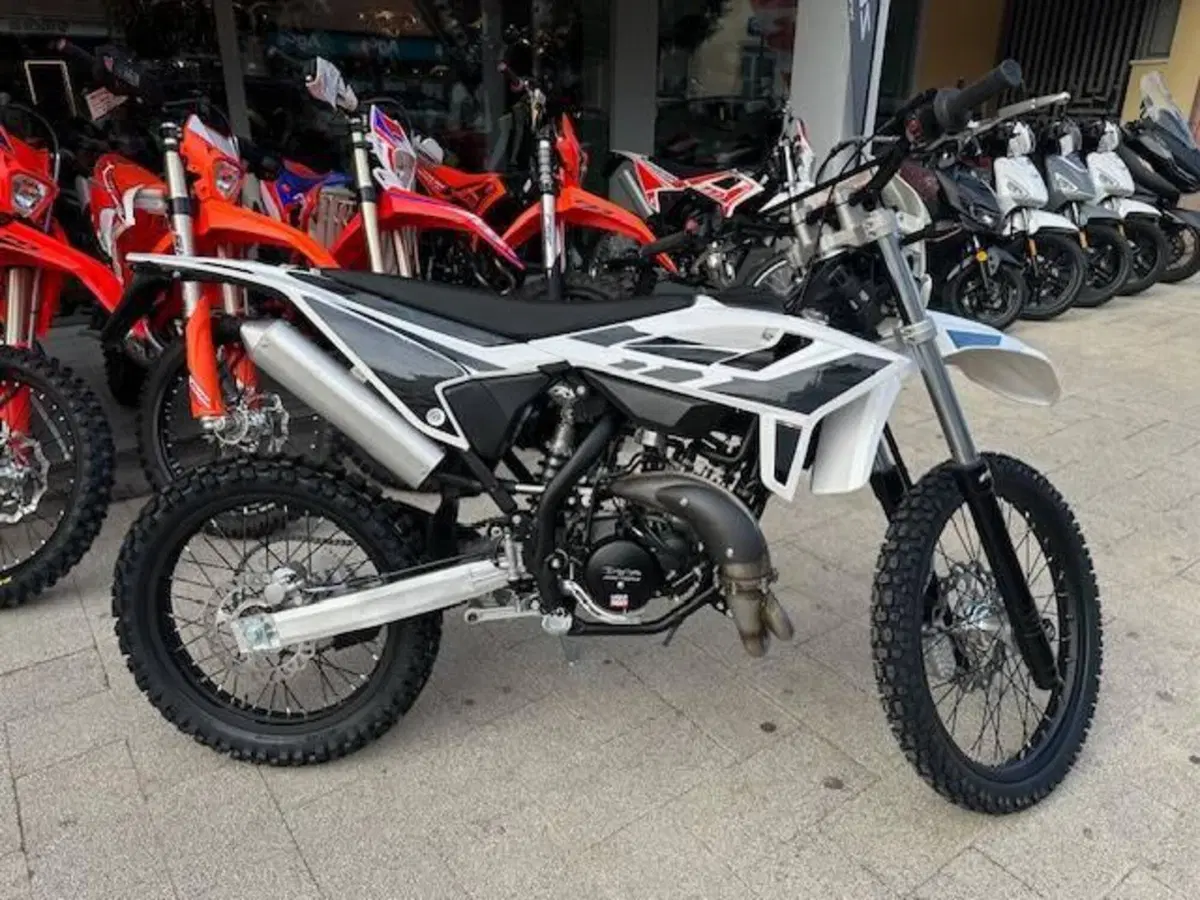 Betamotor RR 50 Enduro Sport (2021 - 26) (2)