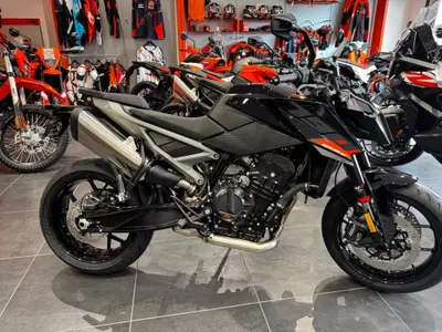 KTM 790 Duke (2027) nuova