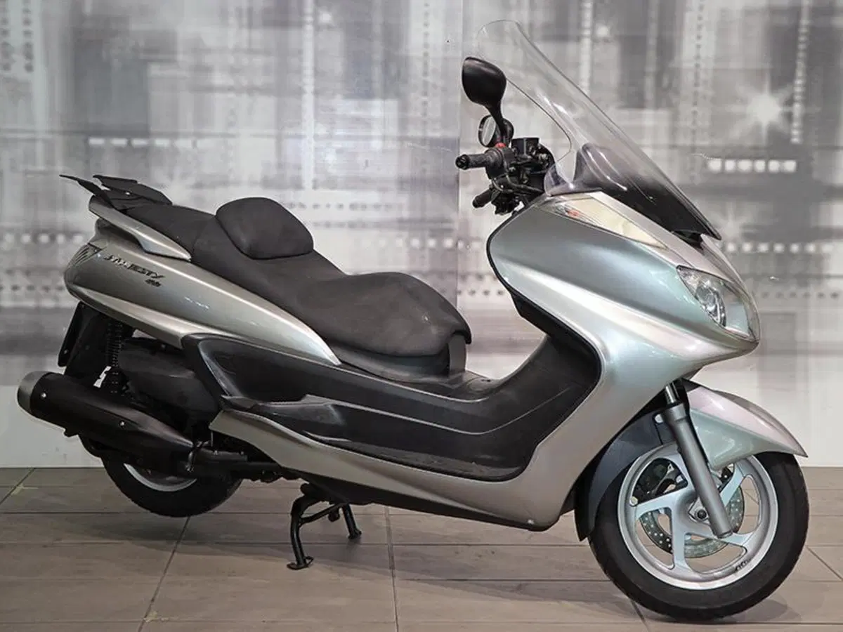 Yamaha Majesty 400 (2004 - 08)