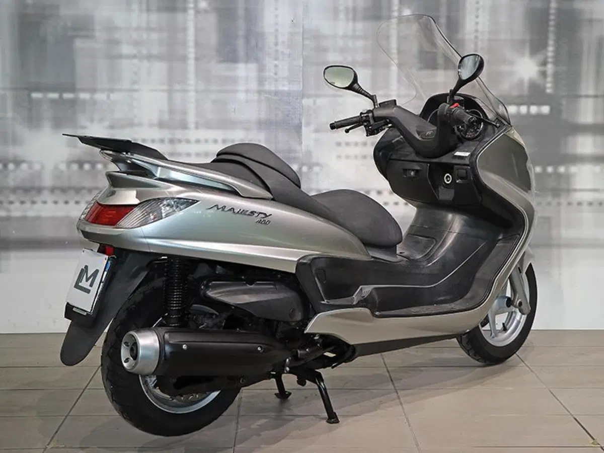 Yamaha Majesty 400 (2004 - 08) (6)