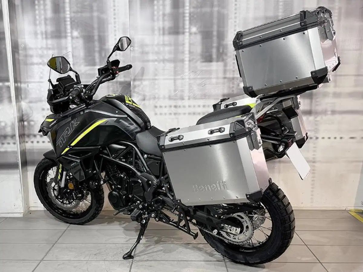 Benelli TRK 702 (2023 - 25) (2)