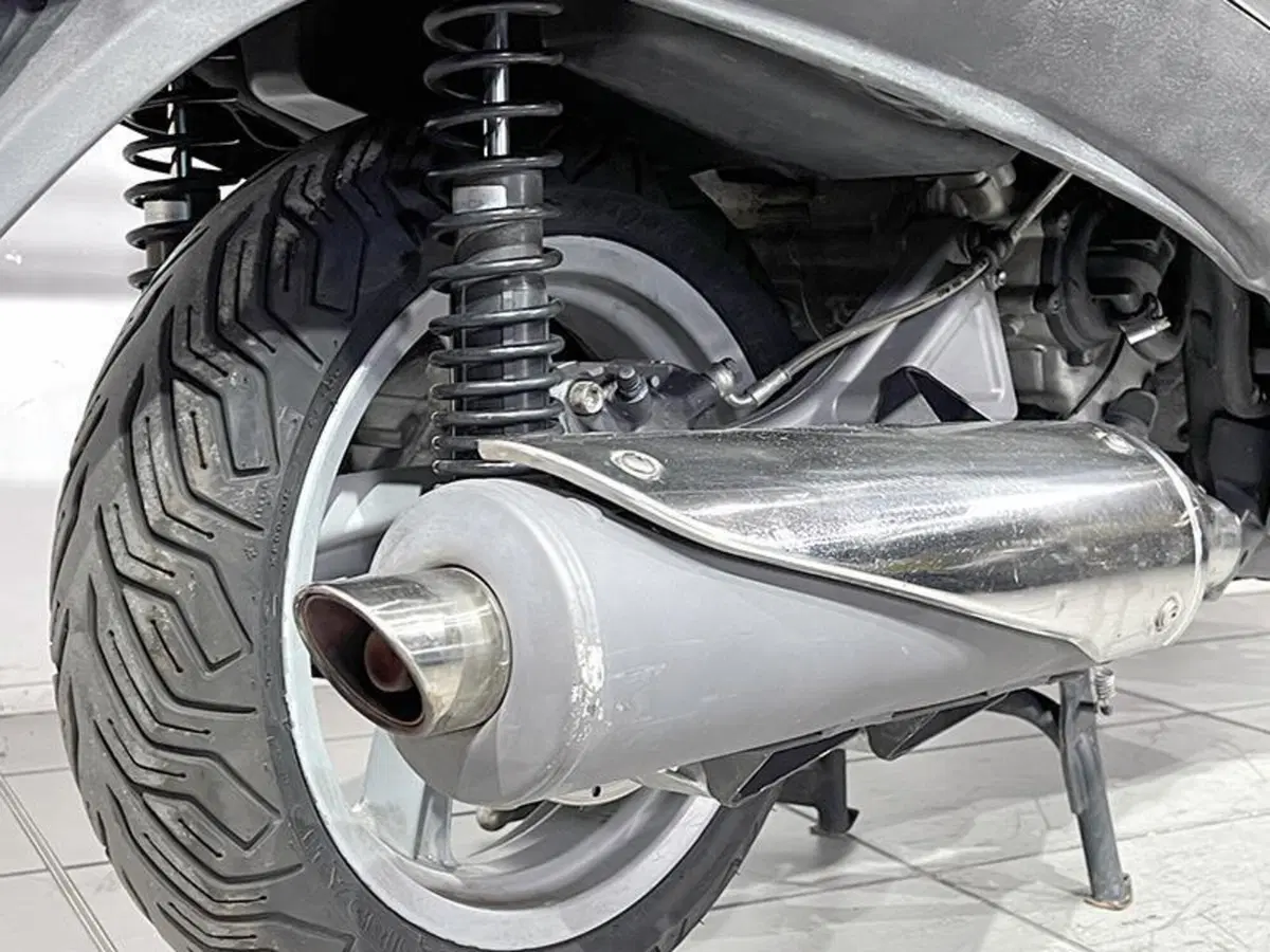 Aprilia Atlantic 500 (2001 - 02) (3)