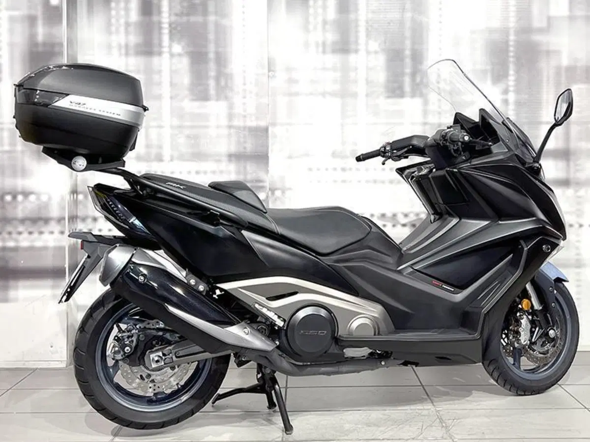 Kymco AK 550 ETS (2021 - 26) (8)