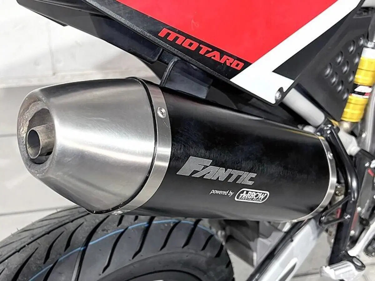 Fantic Motor XMF 125 Motard Competition 4t (2021 - 22) (3)
