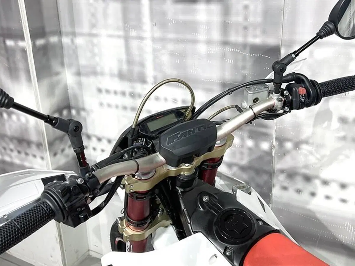 Fantic Motor XMF 125 Motard Competition 4t (2021 - 22) (6)