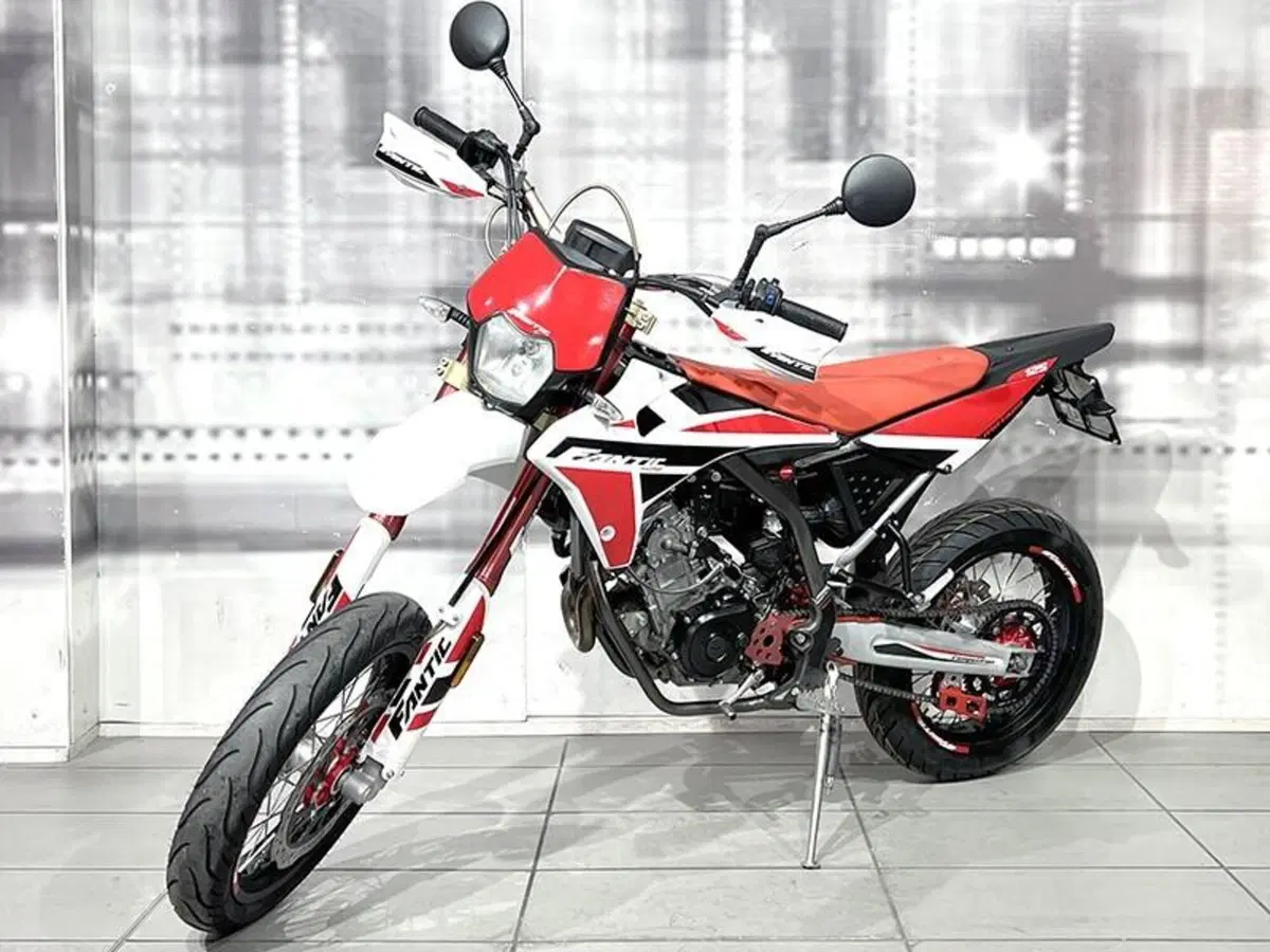 Fantic Motor XMF 125 Motard Competition 4t (2021 - 22) (7)