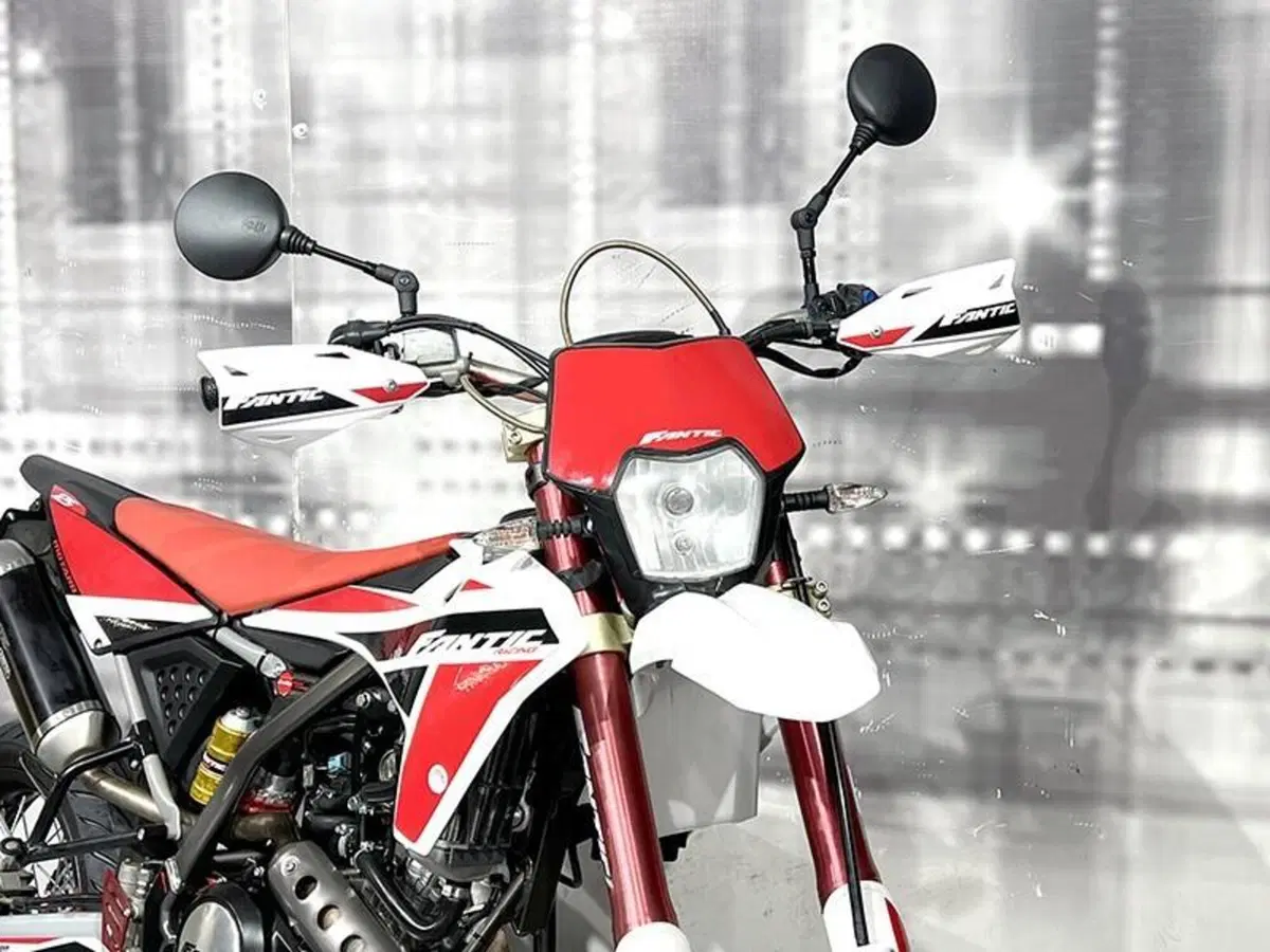 Fantic Motor XMF 125 Motard Competition 4t (2021 - 22) (9)