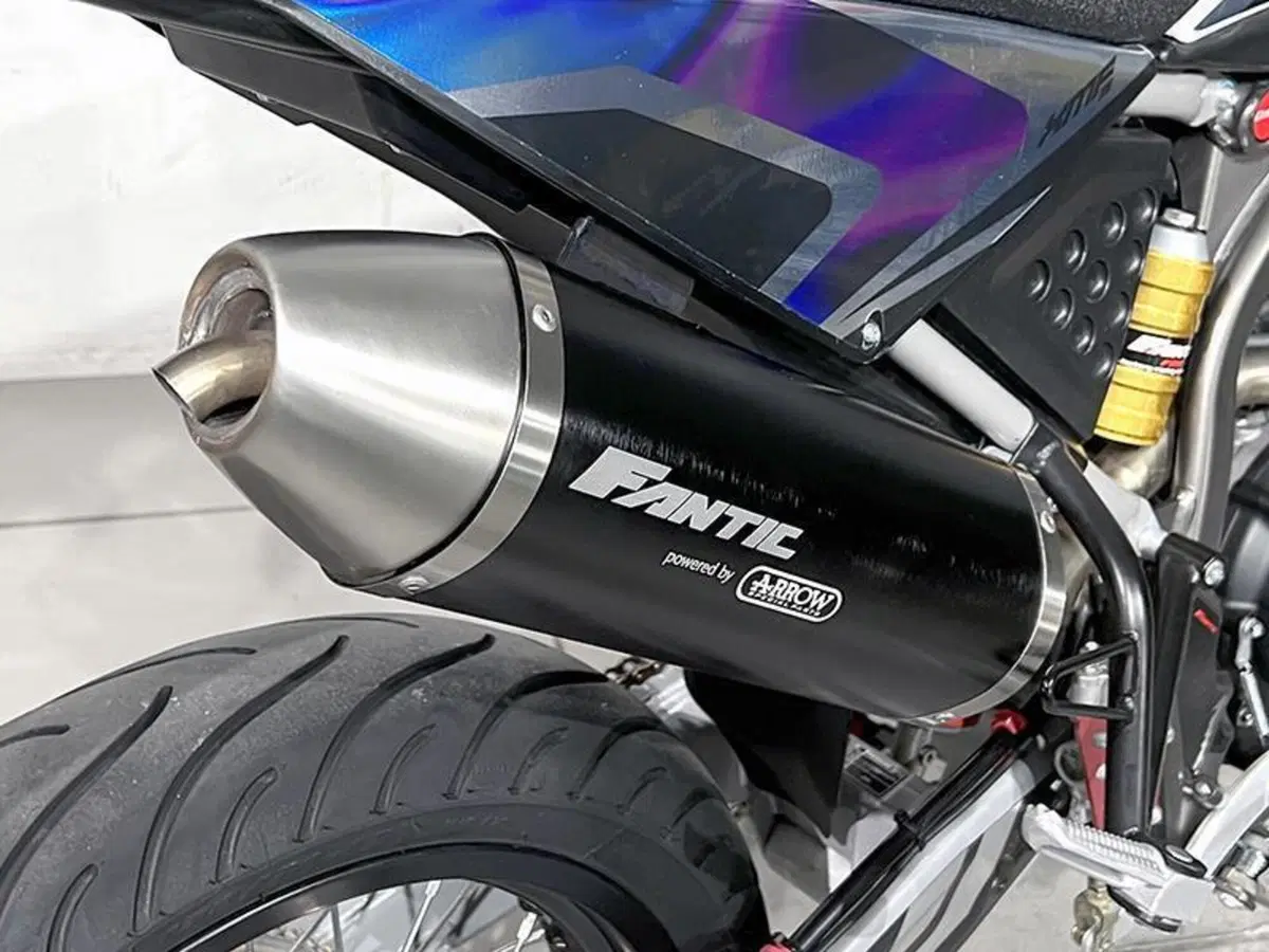 Fantic Motor XMF 125 Motard Competition 4t (2021 - 22) (3)