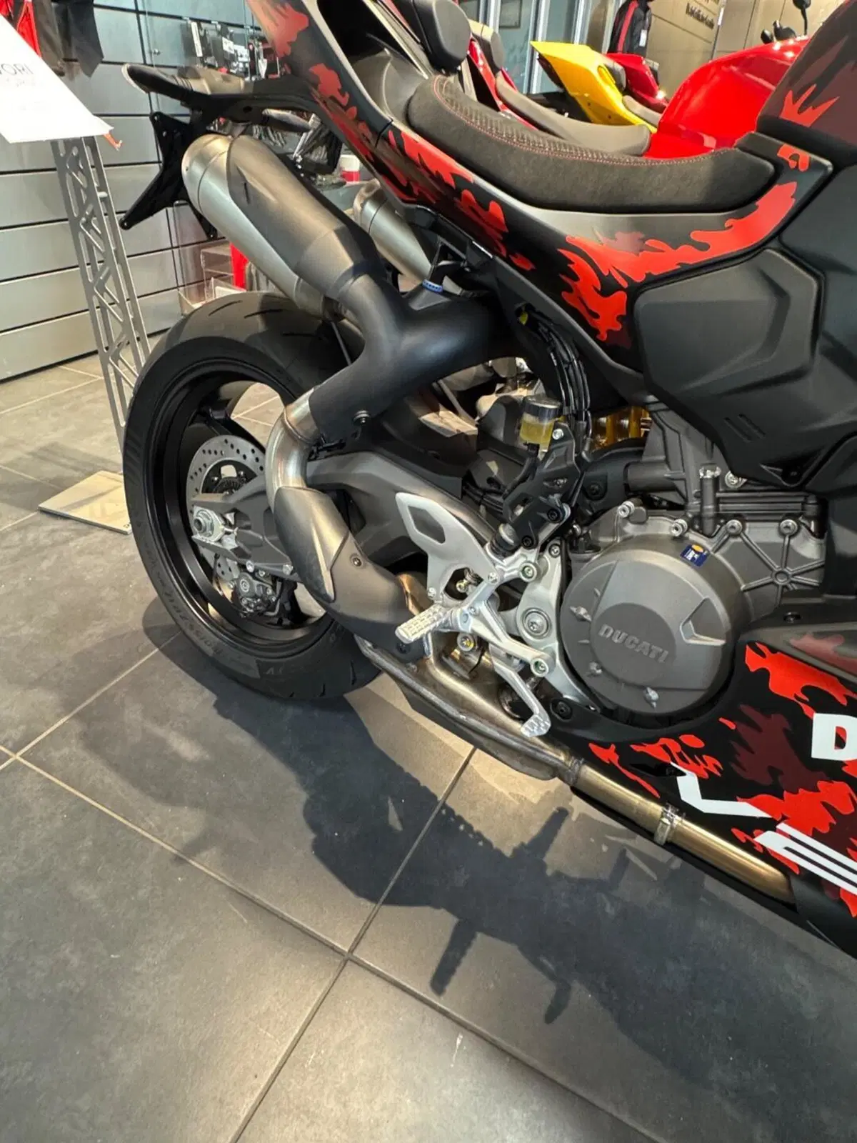 Ducati Panigale V2 FB63 (2026) (11)
