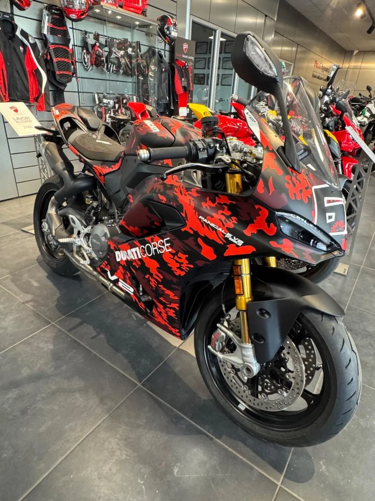 Ducati Panigale V2 FB63 (2026) (12)
