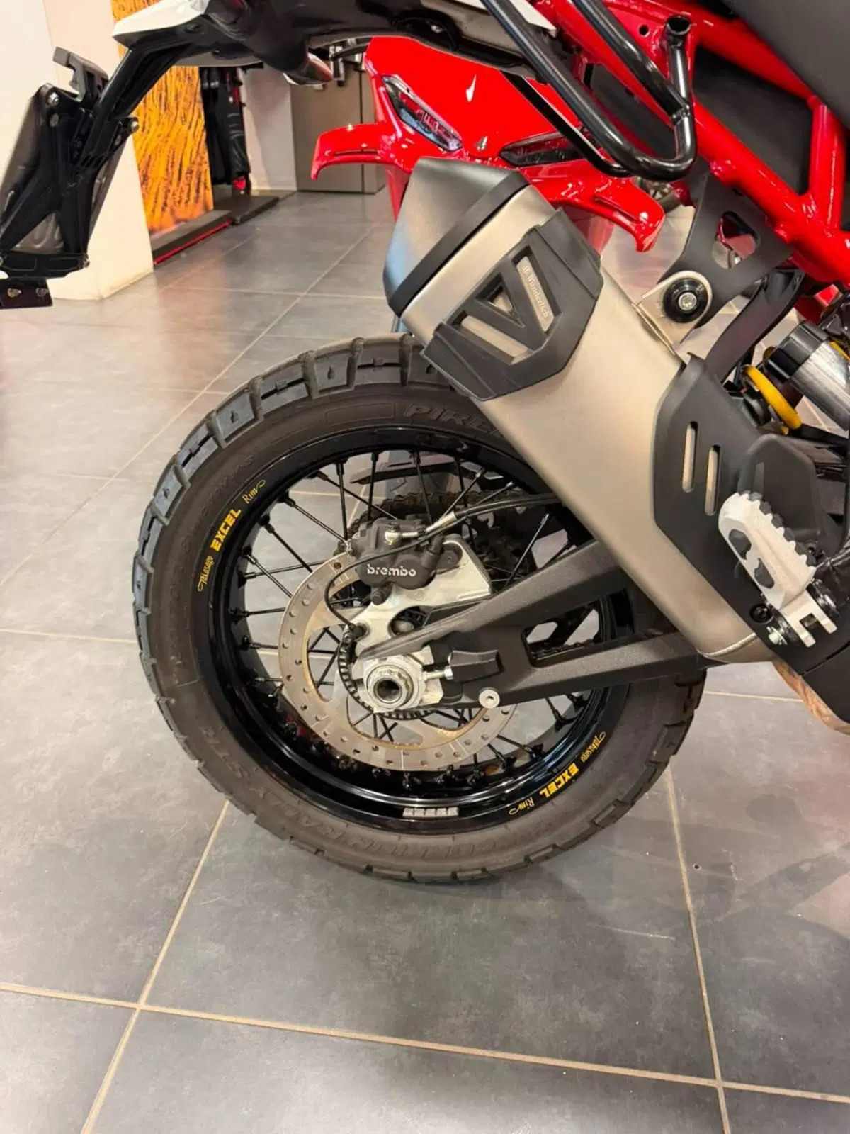 Ducati DesertX Rally (2024 - 25) (17)