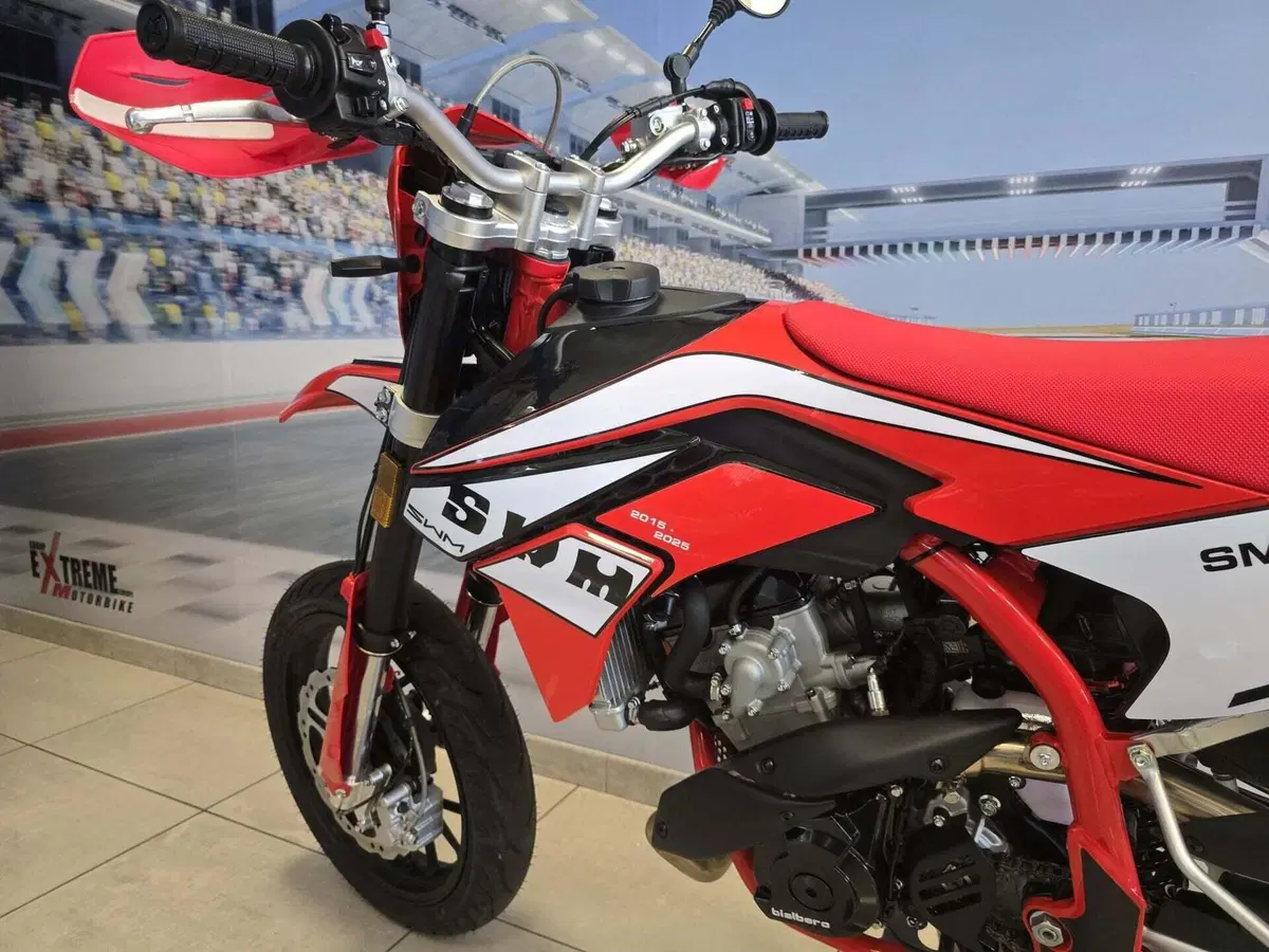 Swm SM 125 R Reborn (2026) (6)