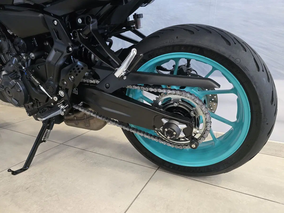 Yamaha MT-07 (2021 - 24) (8)