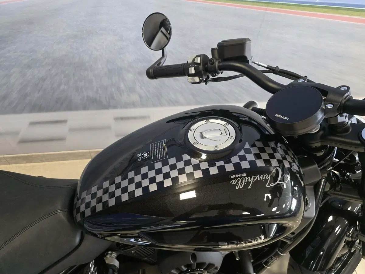 Benda Motorcycles Chinchilla 350 CVT Neo (2026) (20)